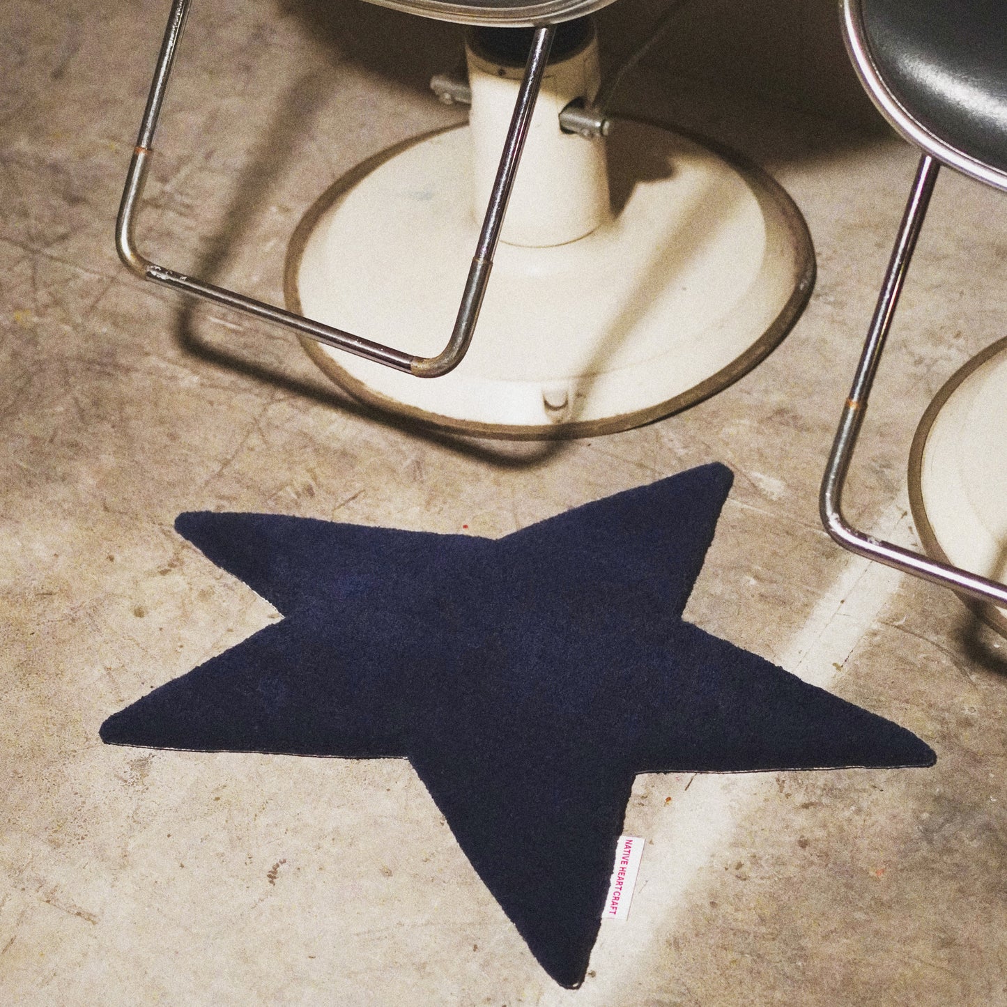 NERD STAR RUG - NAVY