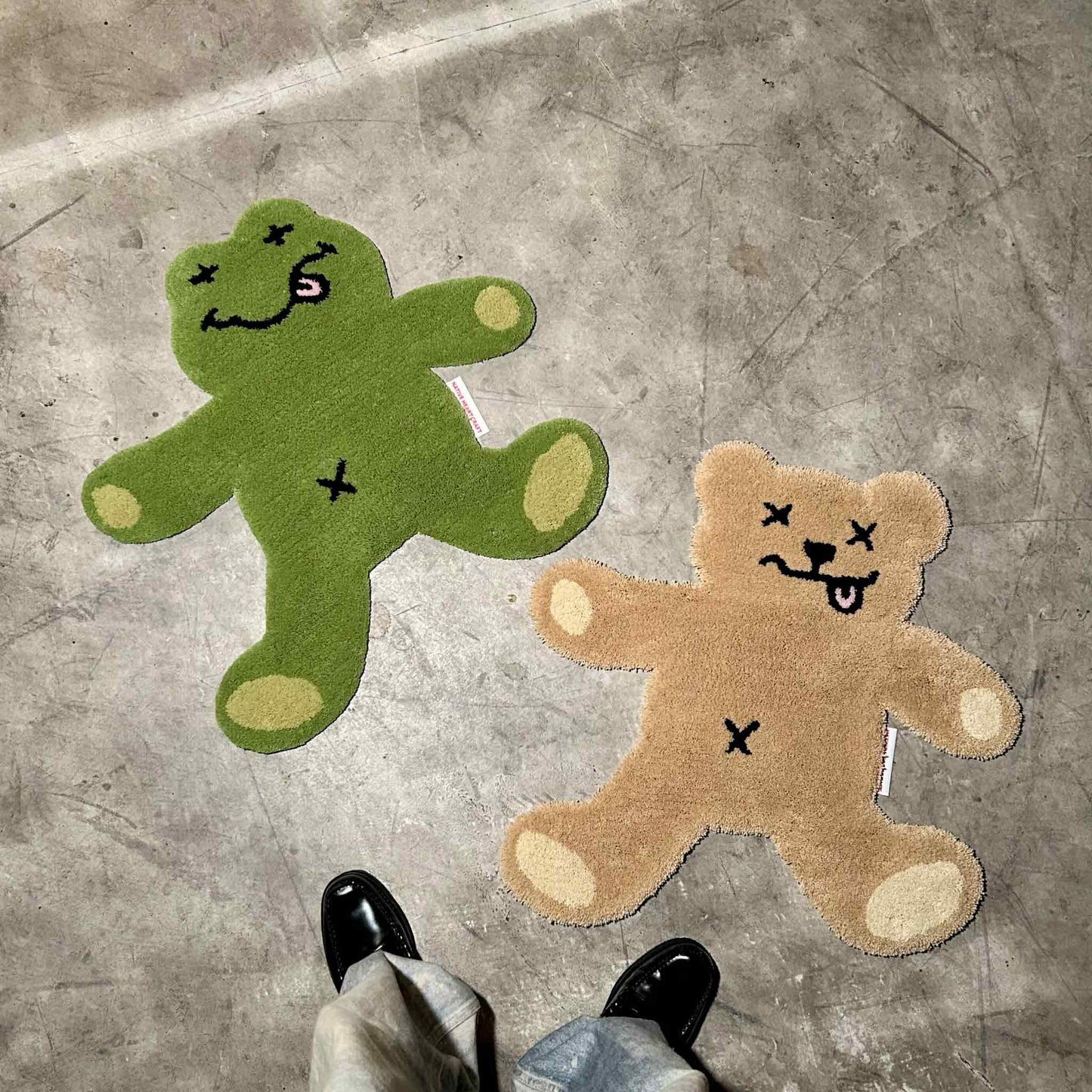 DEAD TOYS RUG - FROG