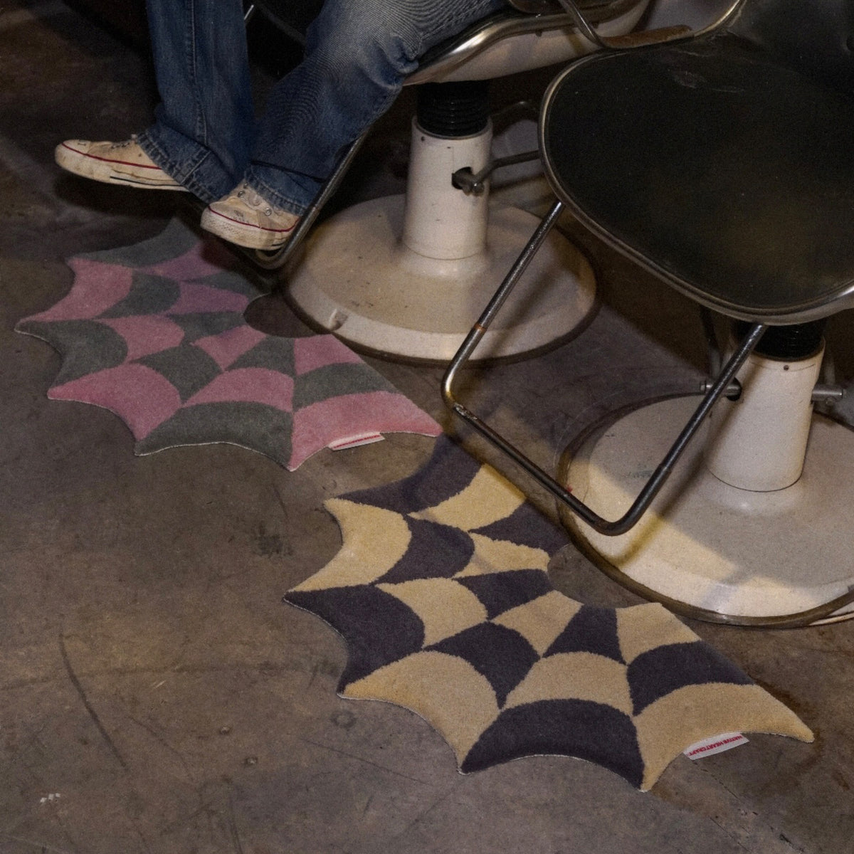 WEB CHECK RUG - PINK
