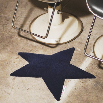 NERD STAR RUG - NAVY