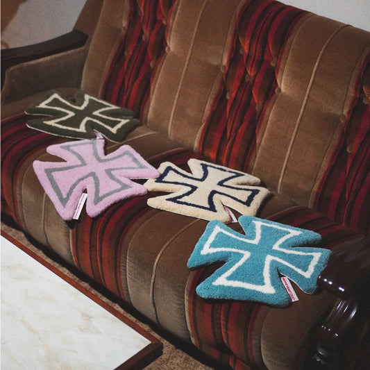 CROSS CHAIR RUG - BLUE